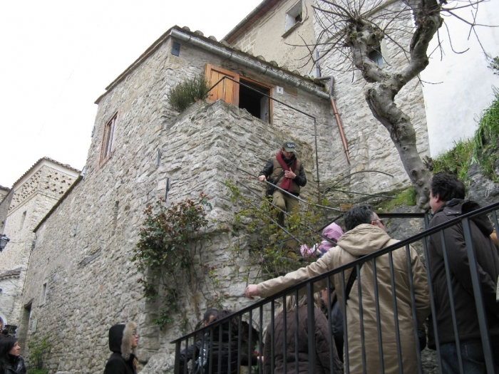 Clicca per vedere l'immagine alla massima grandezza