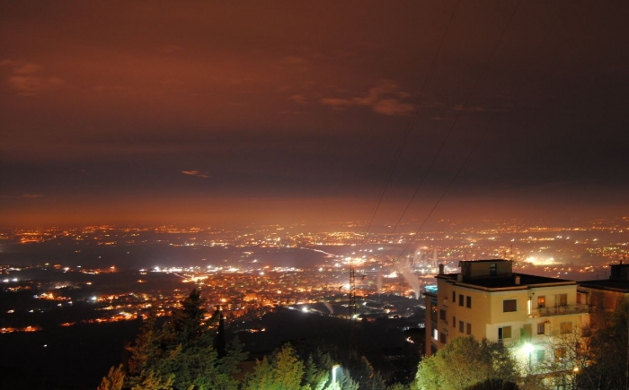 Clicca per vedere l'immagine alla massima grandezza