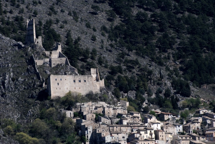 Clicca per vedere l'immagine alla massima grandezza