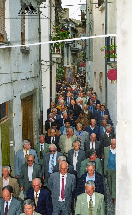 Clicca per vedere l'immagine alla massima grandezza