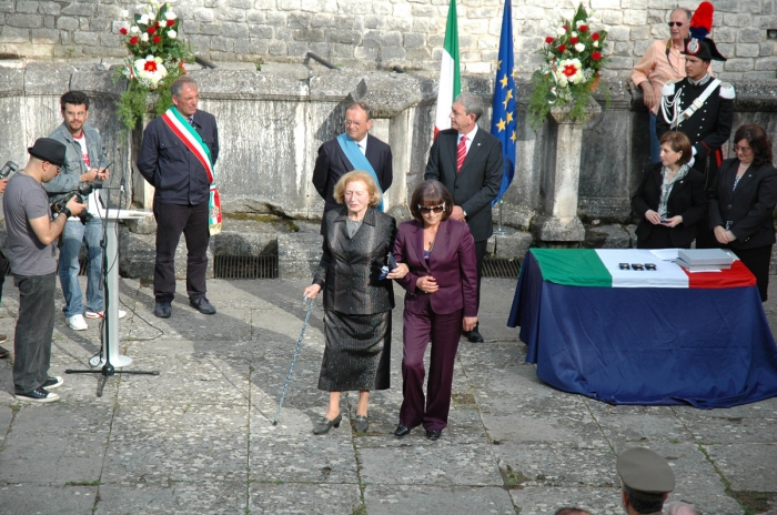 Clicca per vedere l'immagine alla massima grandezza