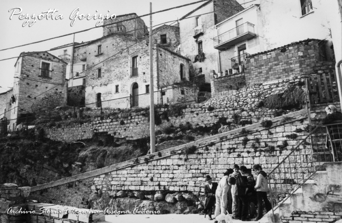 Clicca per vedere l'immagine alla massima grandezza