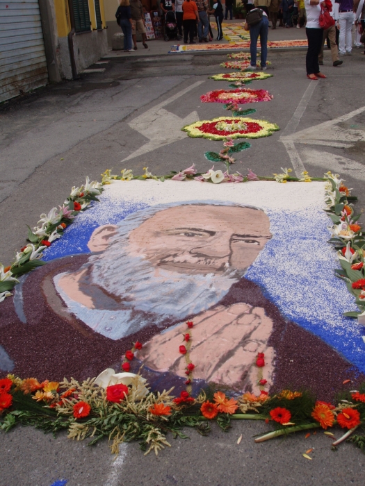 Clicca per vedere l'immagine alla massima grandezza