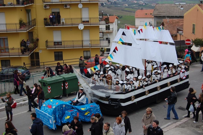 Clicca per vedere l'immagine alla massima grandezza