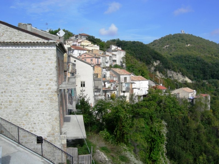 Clicca per vedere l'immagine alla massima grandezza