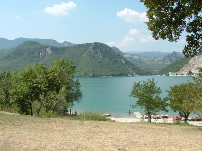 Clicca per vedere l'immagine alla massima grandezza