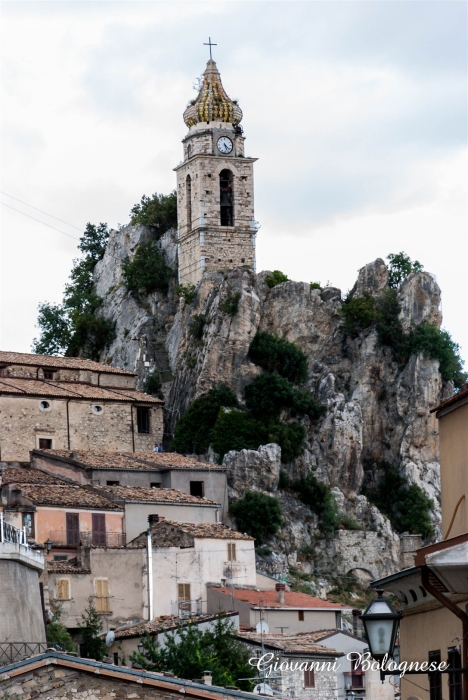 Clicca per vedere l'immagine alla massima grandezza