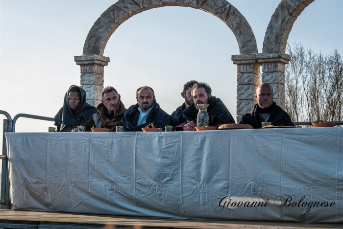 Clicca per vedere l'immagine alla massima grandezza