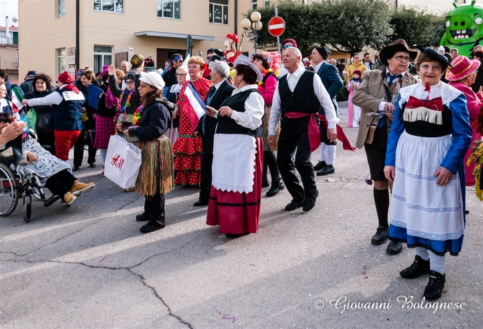 Clicca per vedere l'immagine alla massima grandezza