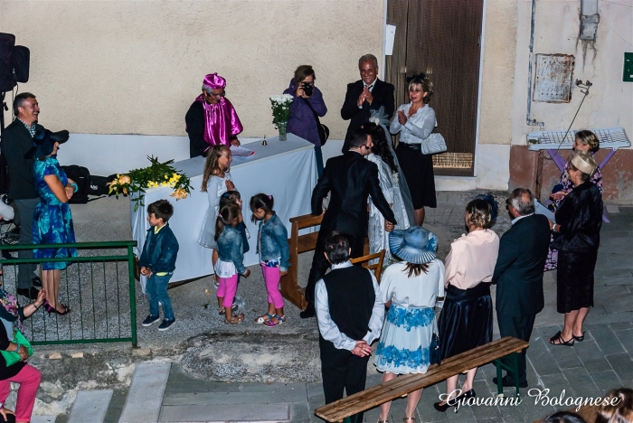 Clicca per vedere l'immagine alla massima grandezza