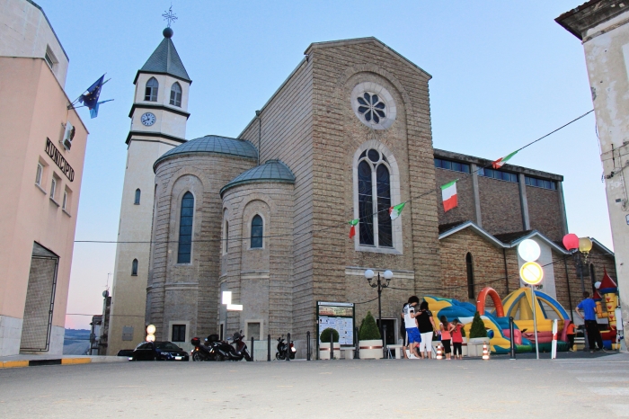 Clicca per vedere l'immagine alla massima grandezza