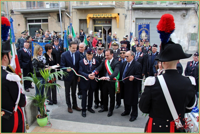 Clicca per vedere l'immagine alla massima grandezza